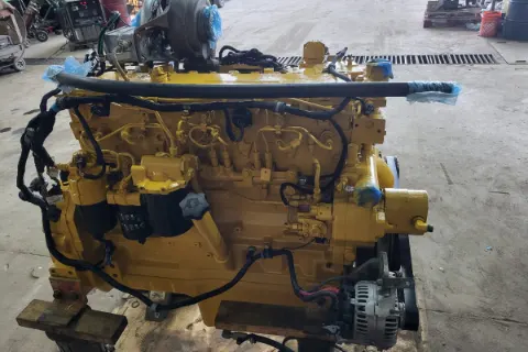 Heavy-equipment engine rebuild and troubleshooting work — photo 2