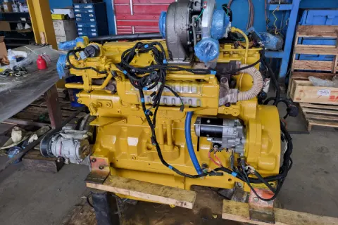Heavy-equipment engine rebuild and troubleshooting work — photo 5